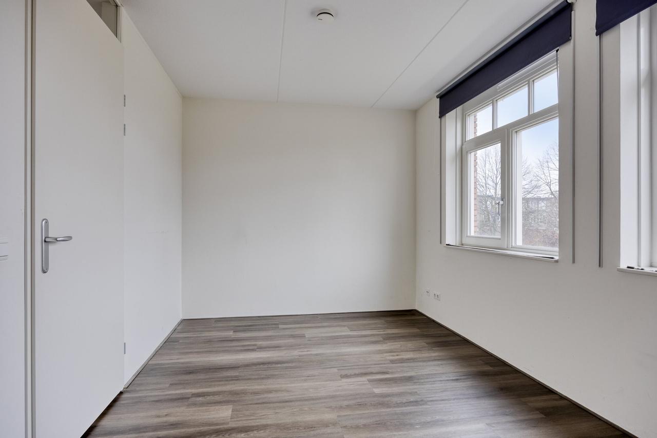 Tussenwoning met tuin en zonnepanelen - Afbeelding 14