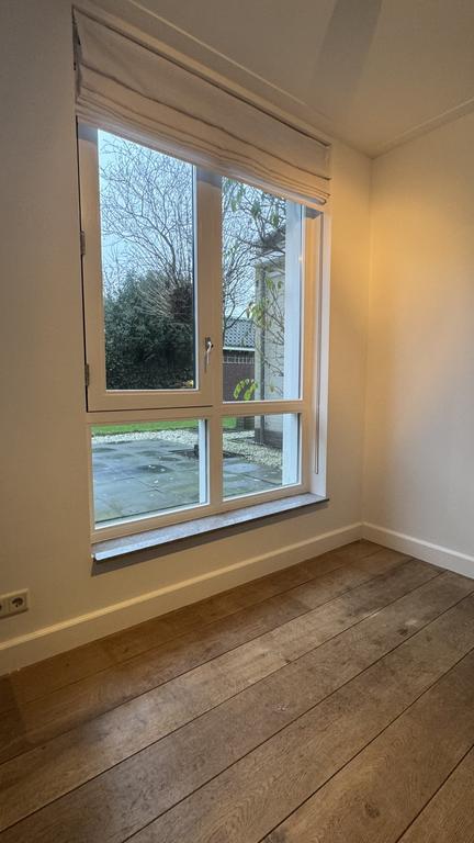 Rental home with 5 bedrooms and large garden - Image 5