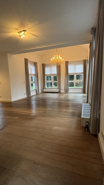 Rental home with 5 bedrooms and large garden - Image 8