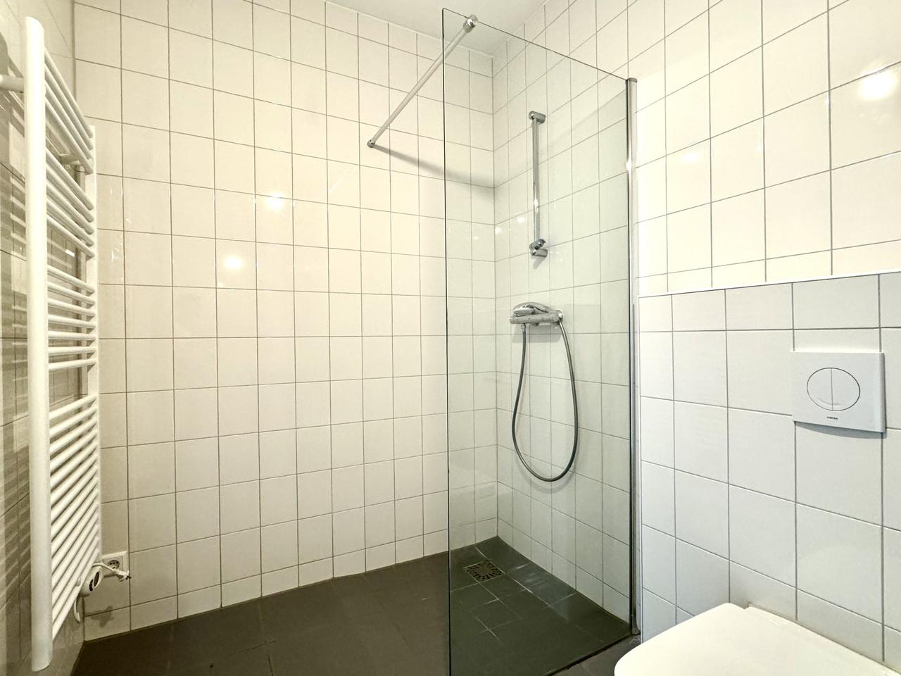 Direct beschikbaar: 4-kamerappartement met balkon - Afbeelding 28