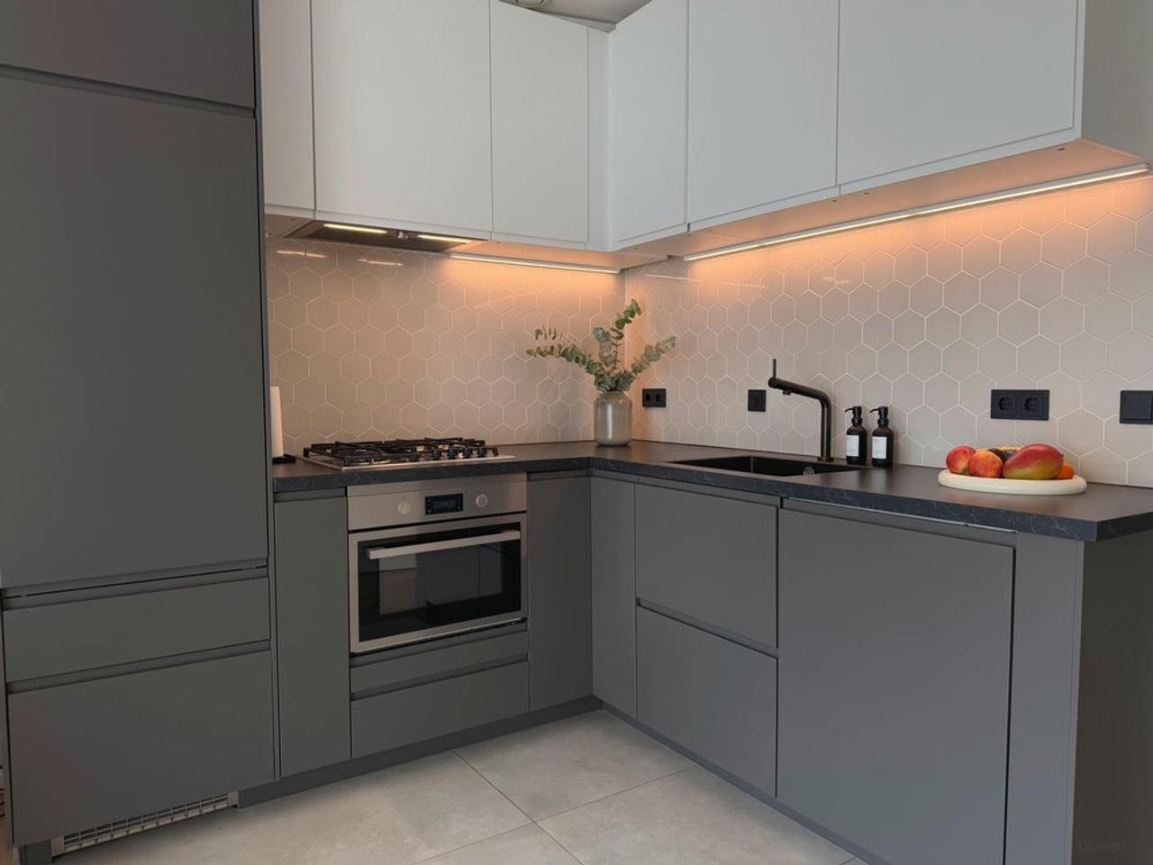 Gemeubileerd 3-kamerappartement bij Westerdok - Afbeelding 6