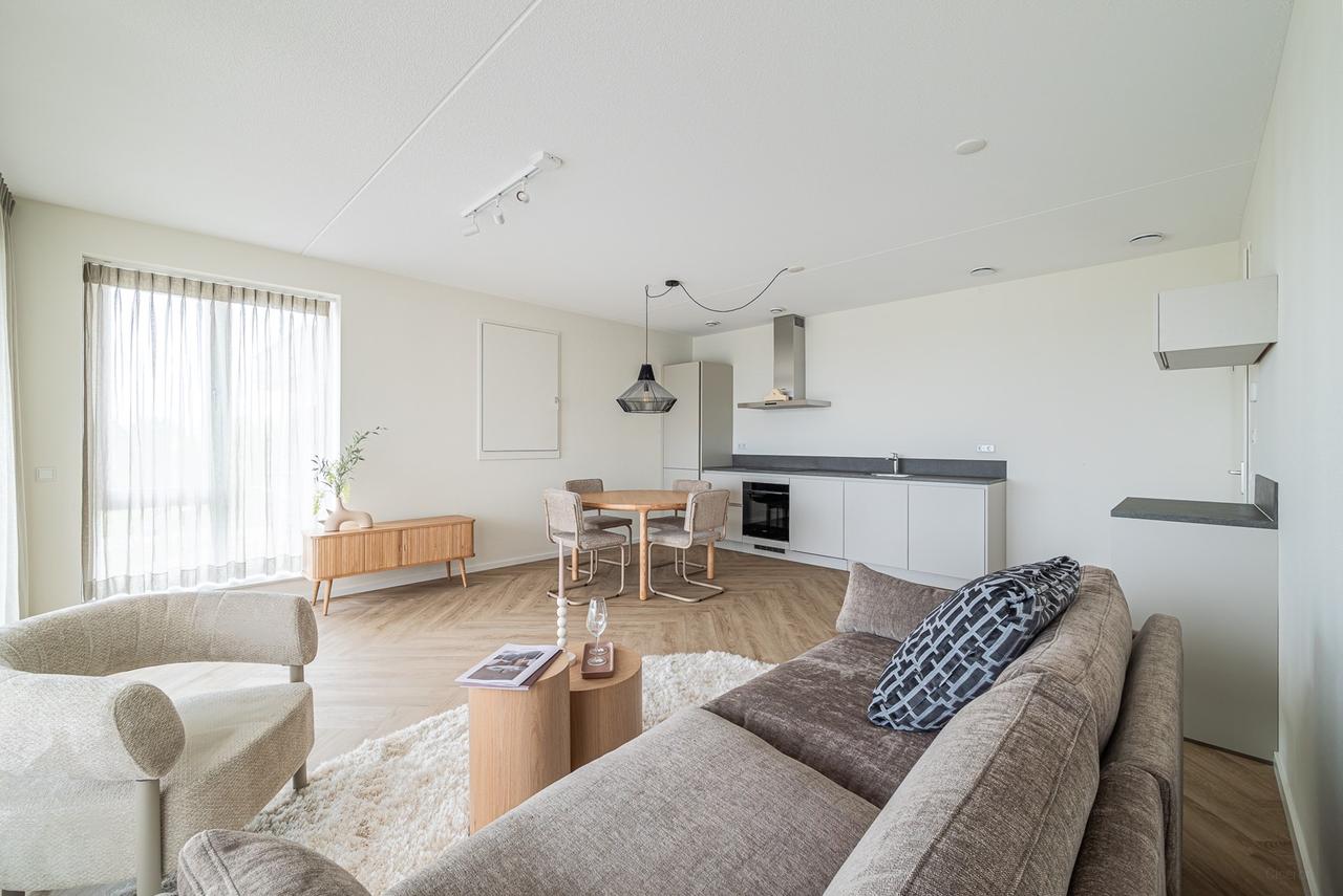 Gemeubileerd 3-kamerappartement bij station - Afbeelding 3