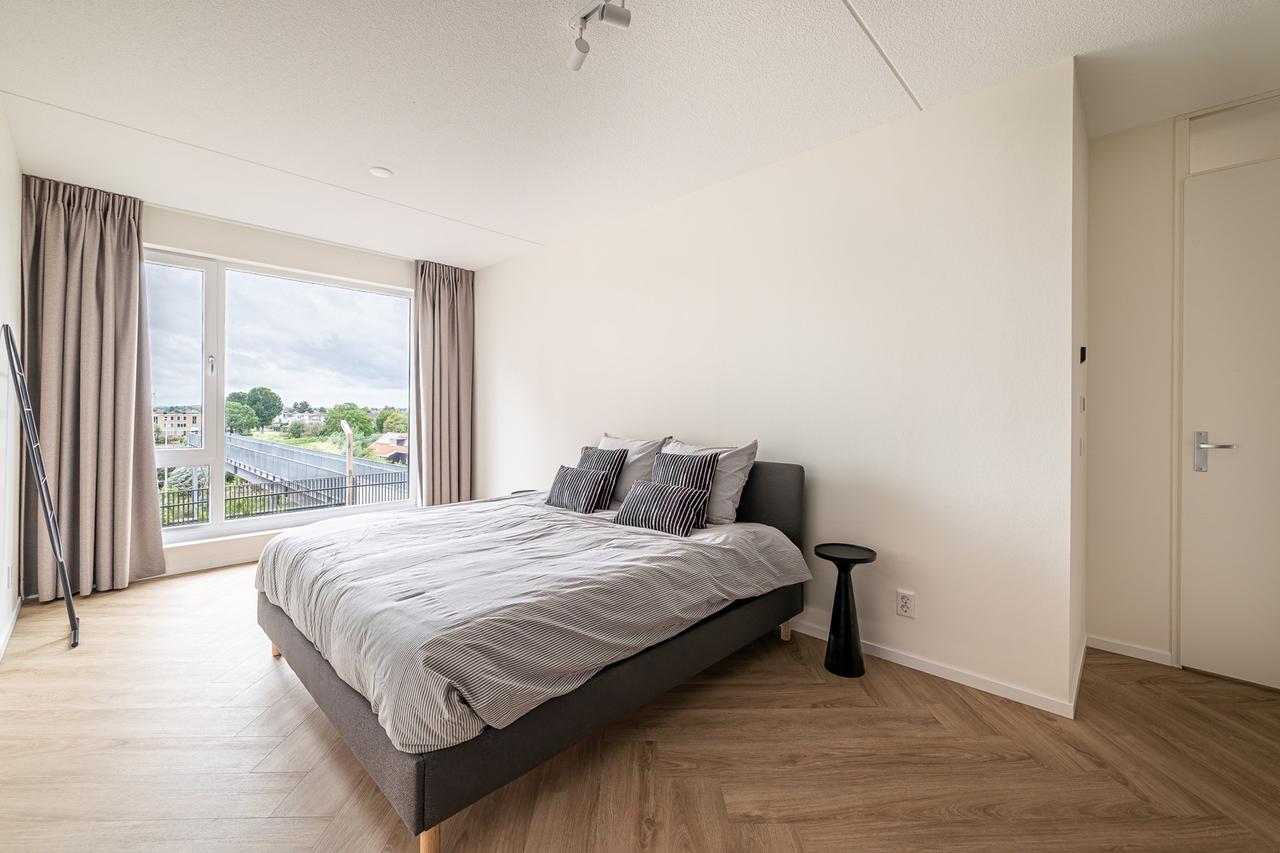 Gemeubileerd 3-kamerappartement bij station - Afbeelding 16
