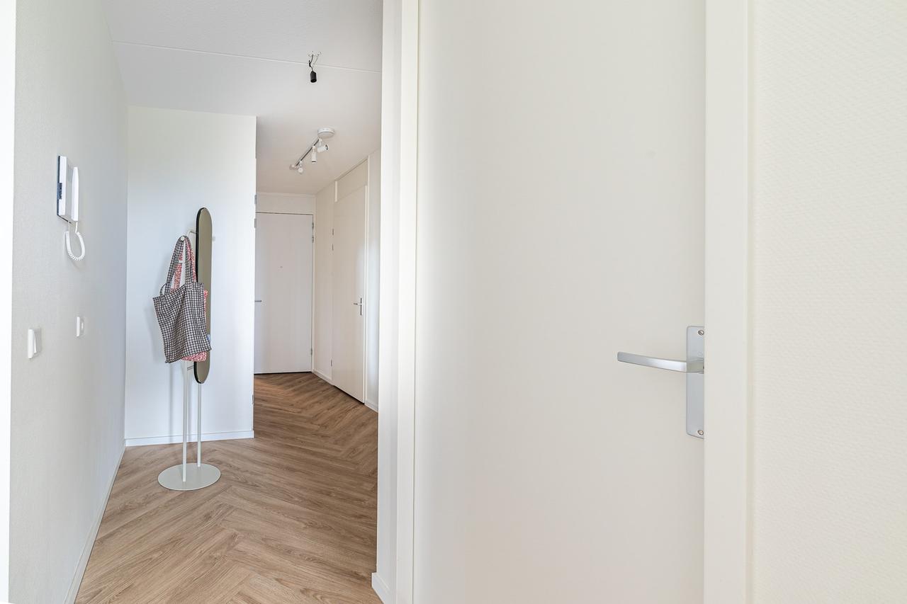 Gemeubileerd 3-kamerappartement bij station - Afbeelding 19