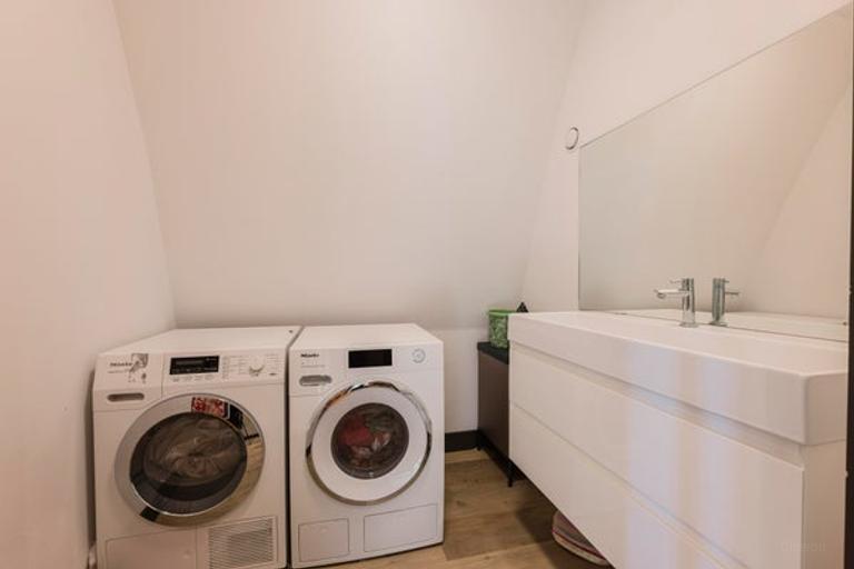 252 m² huis met sauna en tuin op het zuiden - Afbeelding 32