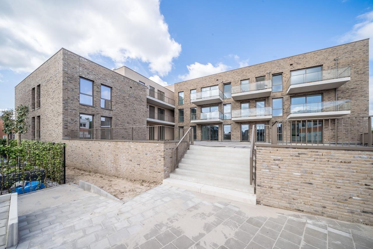 Available now: 2-bedroom apartment in Tiel - Image 1