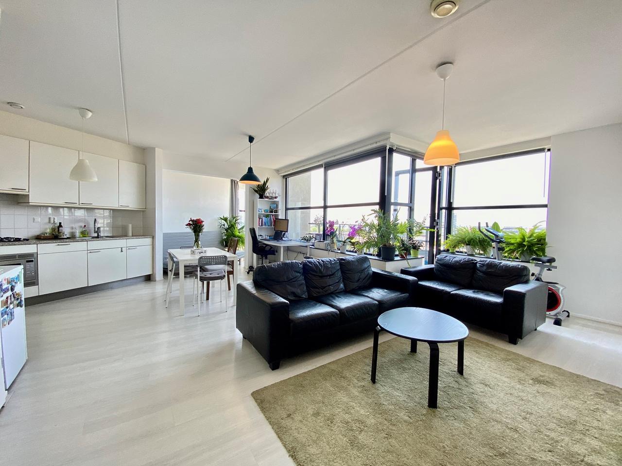 98 m² apartment with balcony and parking space - Image 6