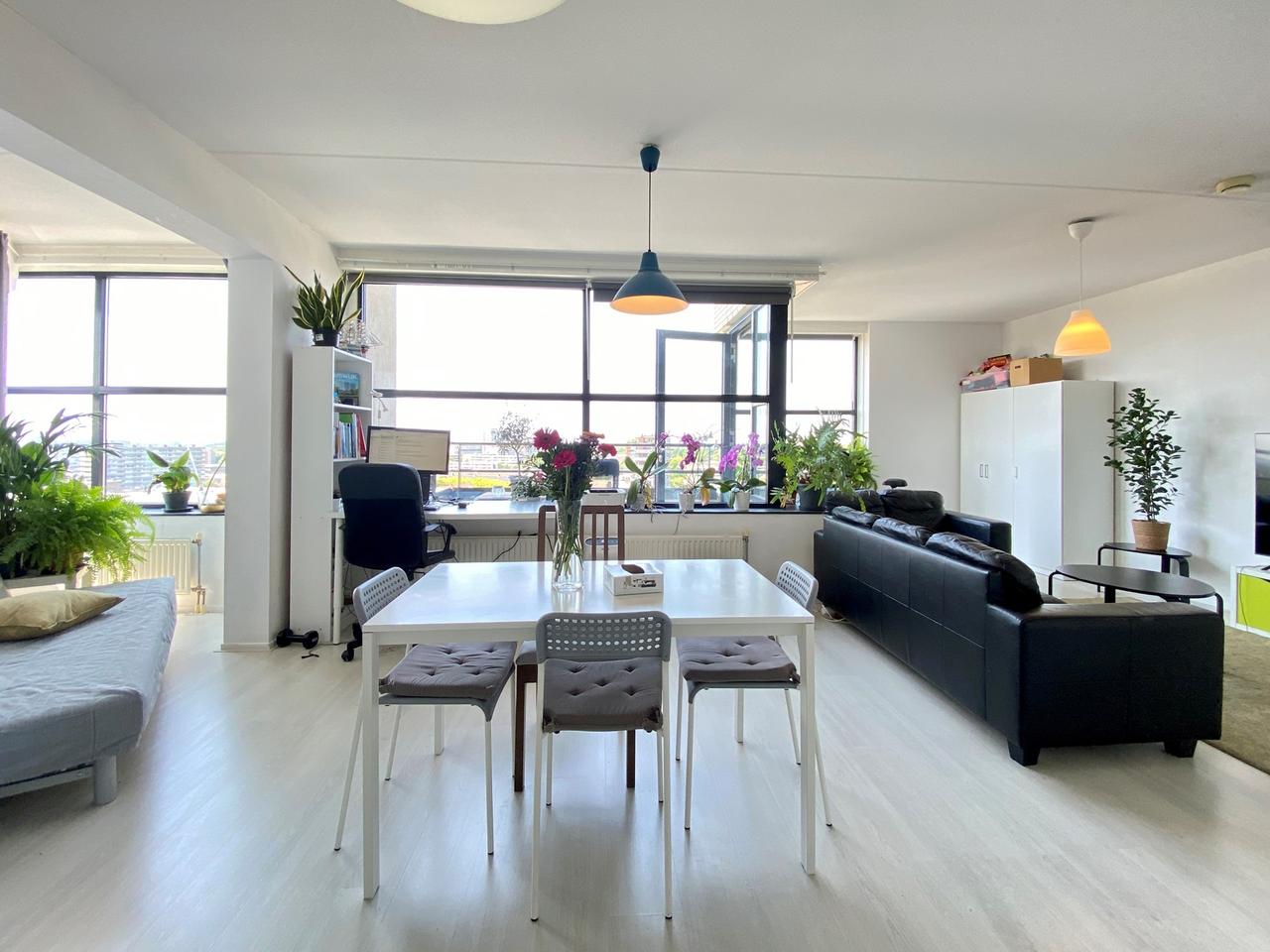 98 m² apartment with balcony and parking space - Image 10