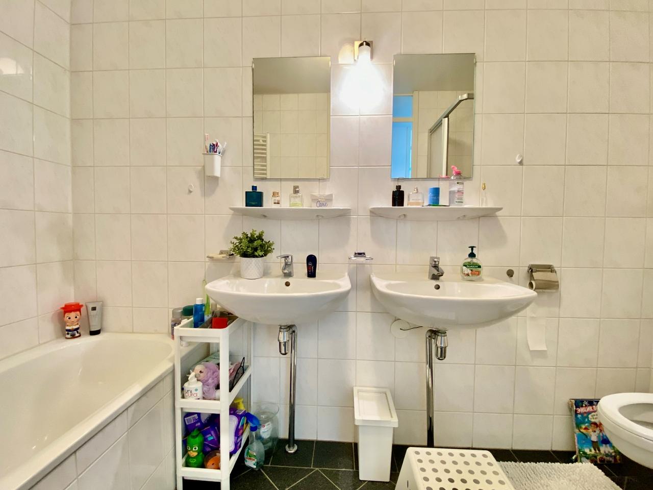 98 m² apartment with balcony and parking space - Image 22