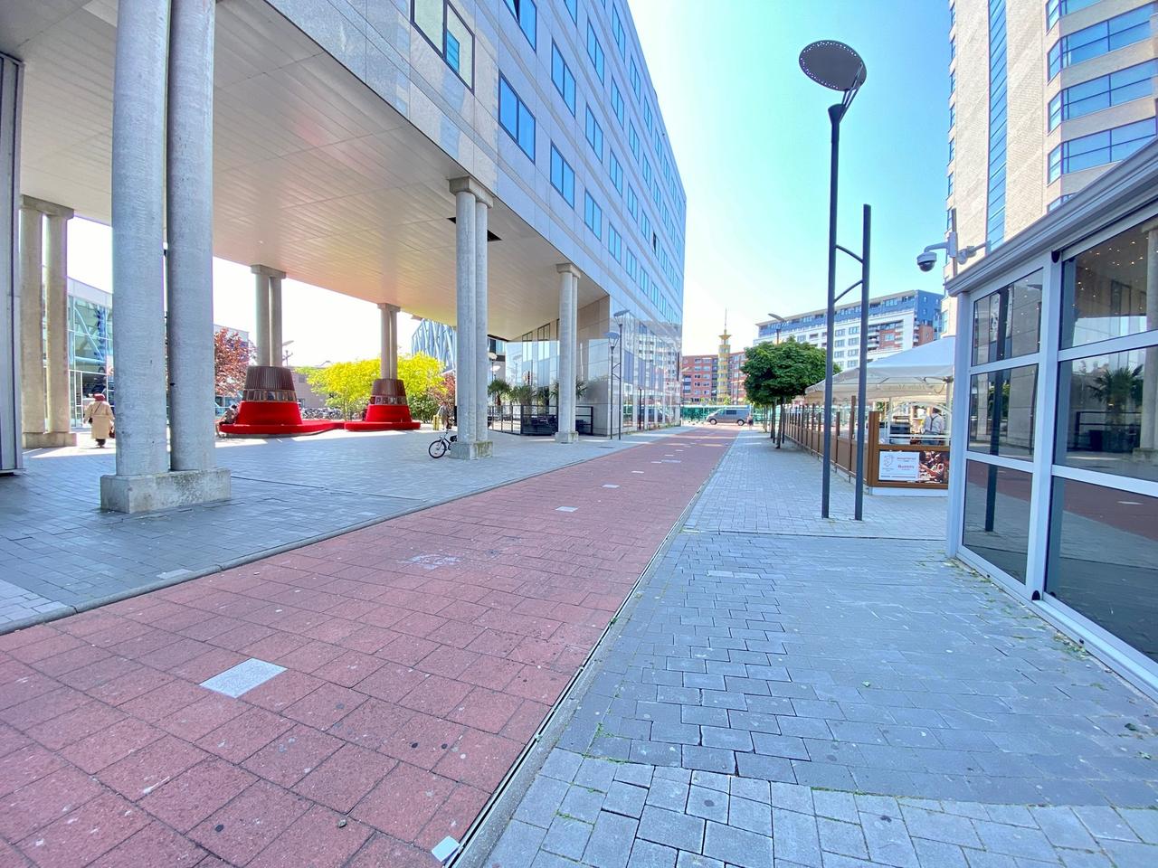 98 m² apartment with balcony and parking space - Image 34