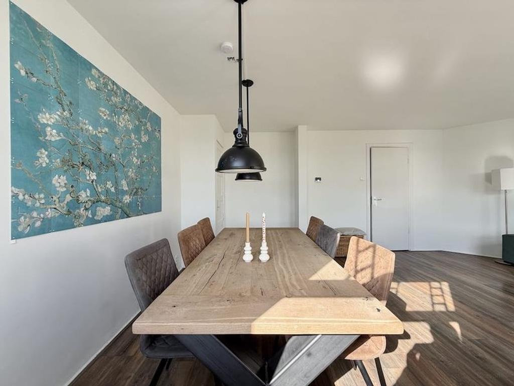 Gemeubileerd 1-slaapkamerappartement met balkon - Afbeelding 3