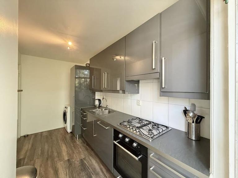 Gemeubileerd 1-slaapkamerappartement met balkon - Afbeelding 7