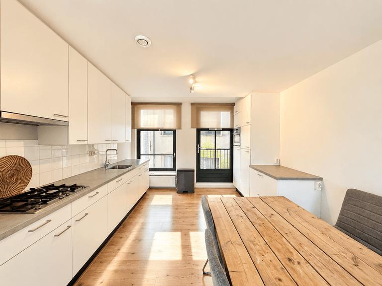 Gemeubileerd 2-slaapkamerappartement met uitzicht - Afbeelding 5