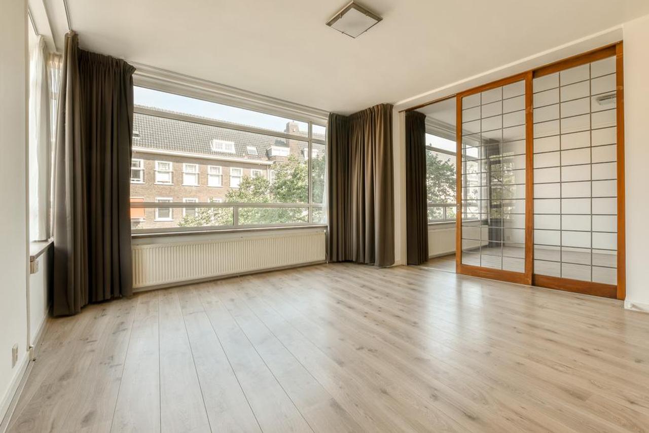 150 m² corner apartment with balcony in Oud-Zuid - Image 5