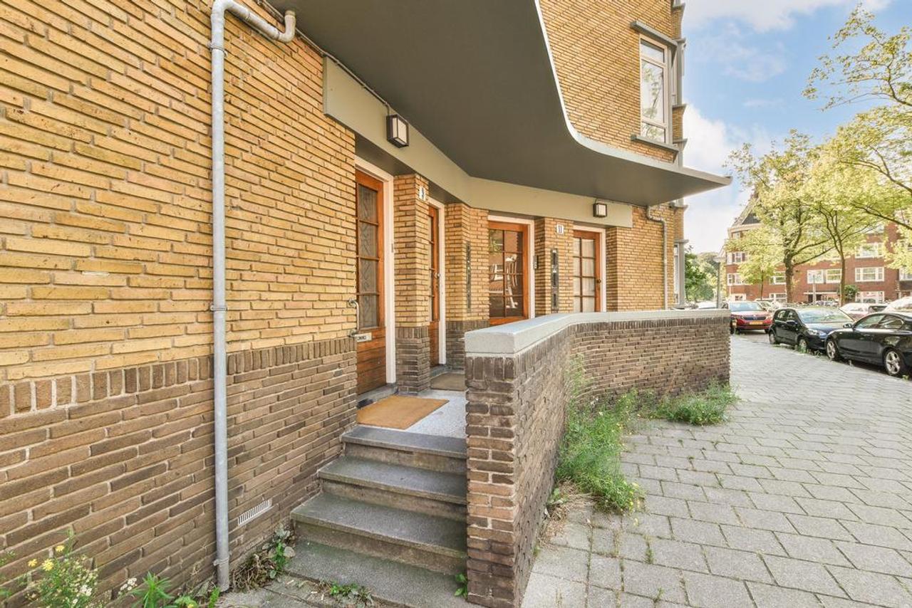 150 m² corner apartment with balcony in Oud-Zuid - Image 7