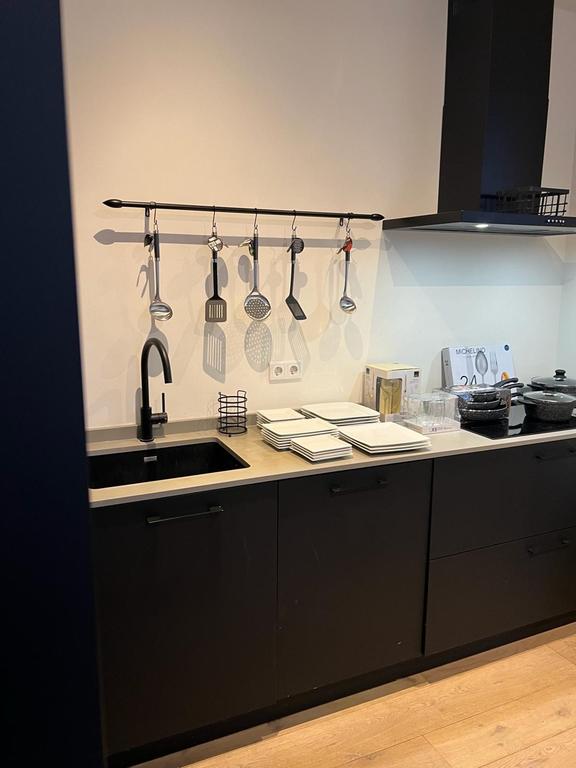 Furnished 3-Bedroom Apartment with Terrace - Image 11