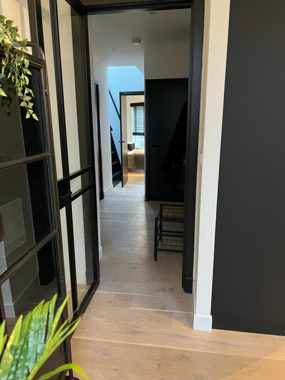 Furnished 3-Bedroom Apartment with Terrace - Image 14