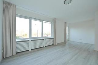 Four bedrooms with garden and roof terrace - Image 10