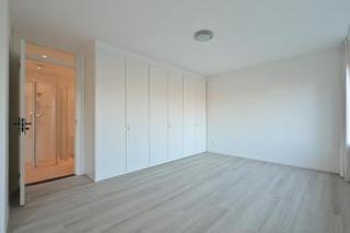 Four bedrooms with garden and roof terrace - Image 12