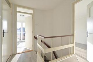 Four bedrooms with garden and roof terrace - Image 19