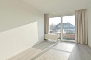 Four bedrooms with garden and roof terrace - Image 20