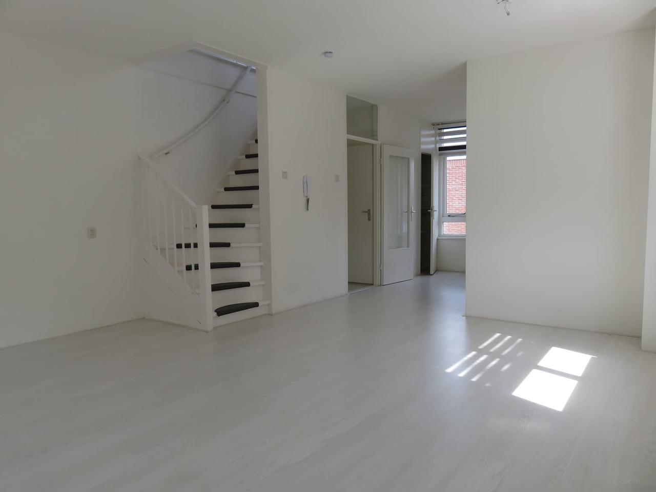 109 m² apartment with 3 bedrooms - Image 3