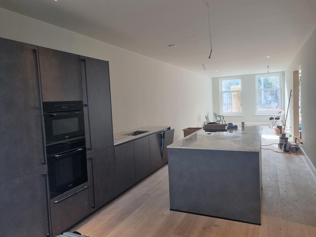 Available now: 3-bedroom apartment with garden - Image 1