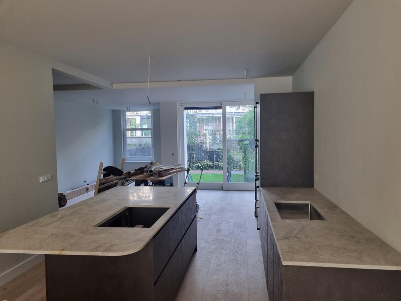 Available now: 3-bedroom apartment with garden - Image 3