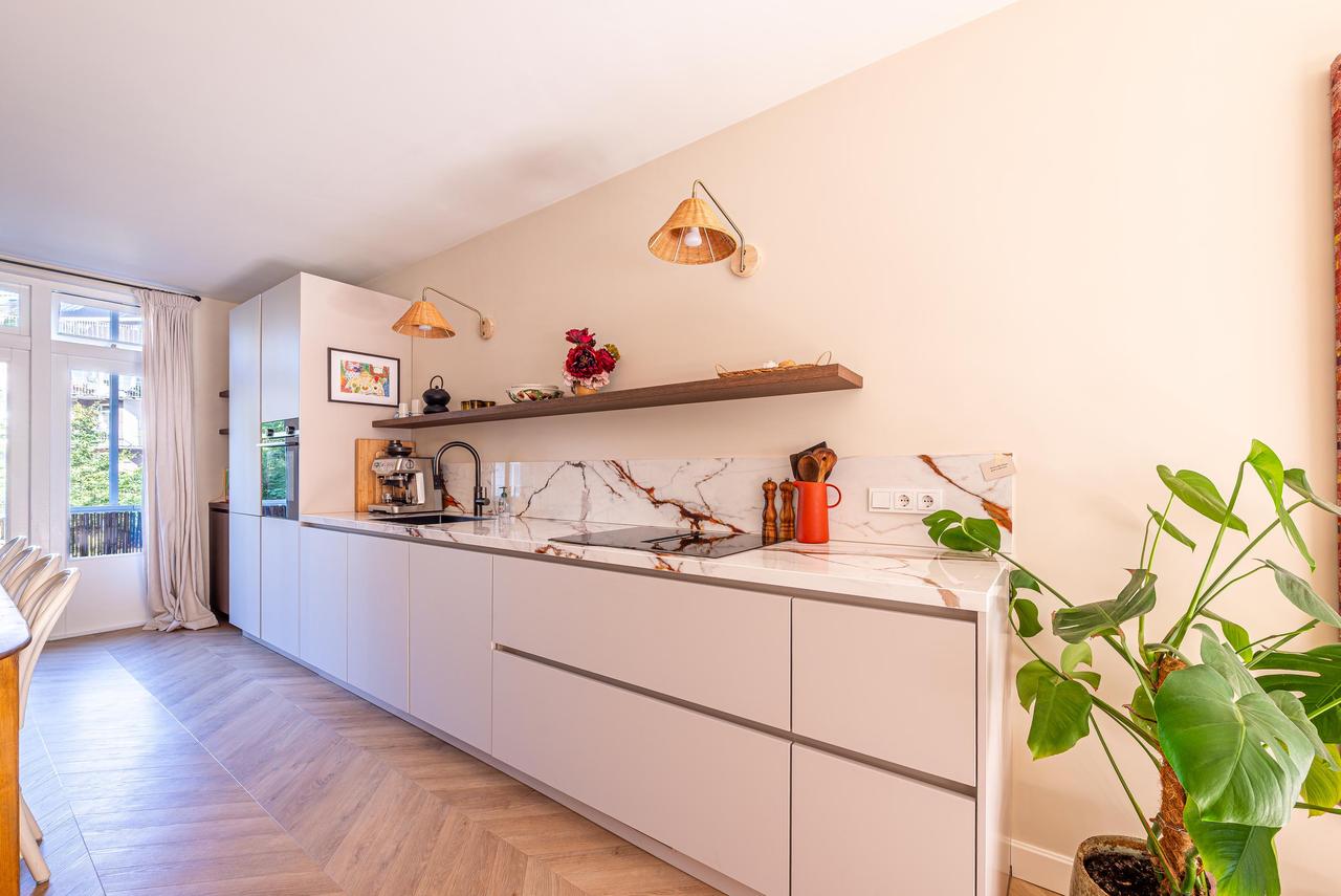 69 m² appartement met balkon in Scheldebuurt - Afbeelding 1