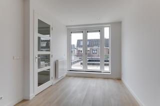 88 m² Apartment with Terrace in Haarlem - Image 9