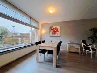 Furnished 4-Bedroom House with Garden - Image 8