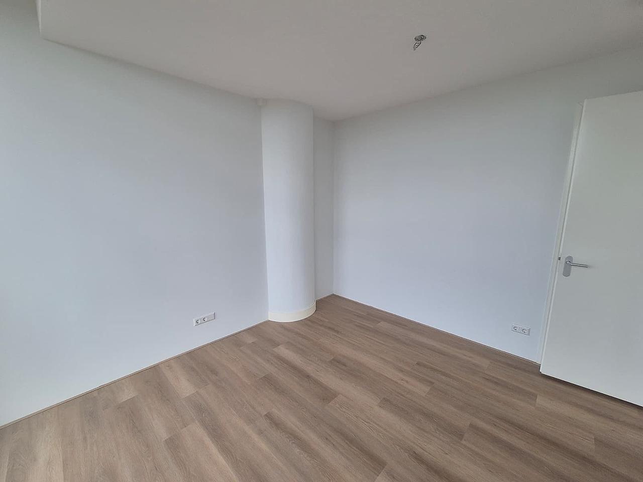 A++ apartment with views in Schiedam - Image 4