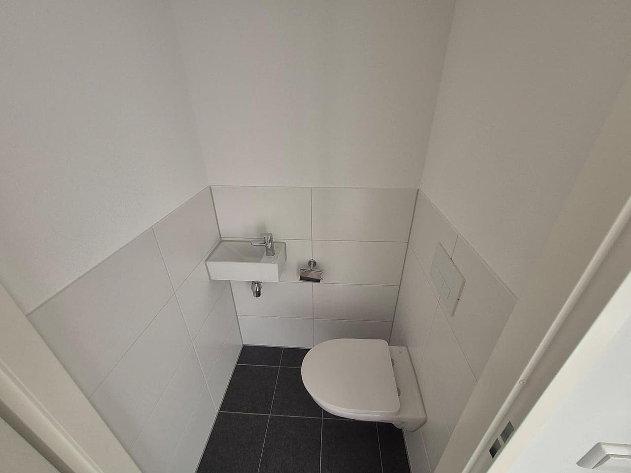A++ apartment with views in Schiedam - Image 7