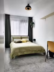 Furnished room with balcony in Oud-Charlois