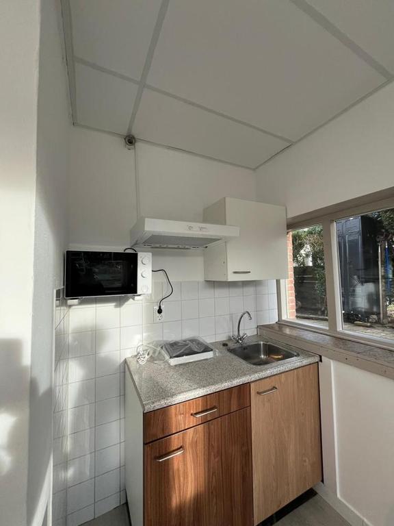 Studio with garden in Landgraaf - Image 8
