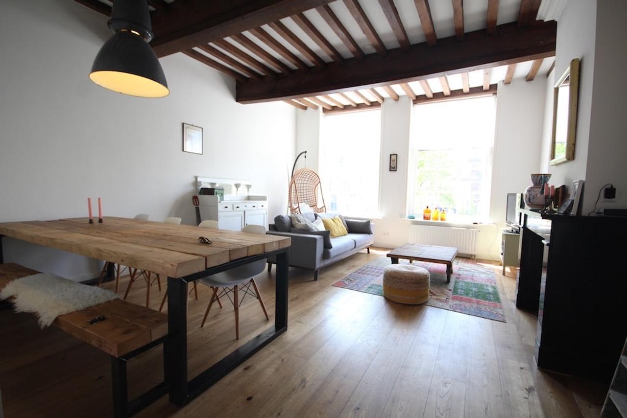 Living on Oude Singel with Rooftop Terrace - Image 1