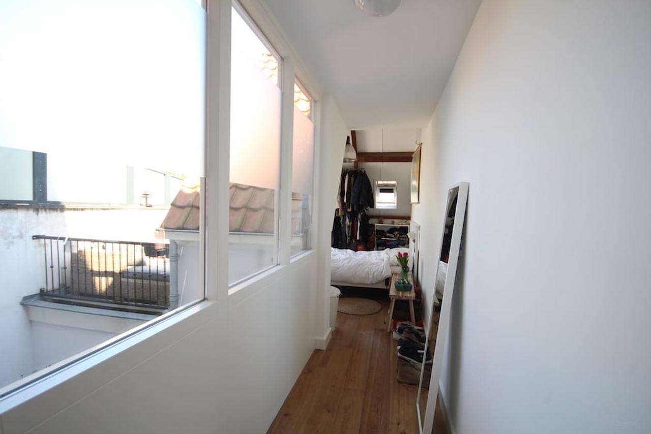 Living on Oude Singel with Rooftop Terrace - Image 6