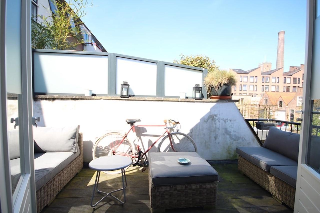 Living on Oude Singel with Rooftop Terrace - Image 8