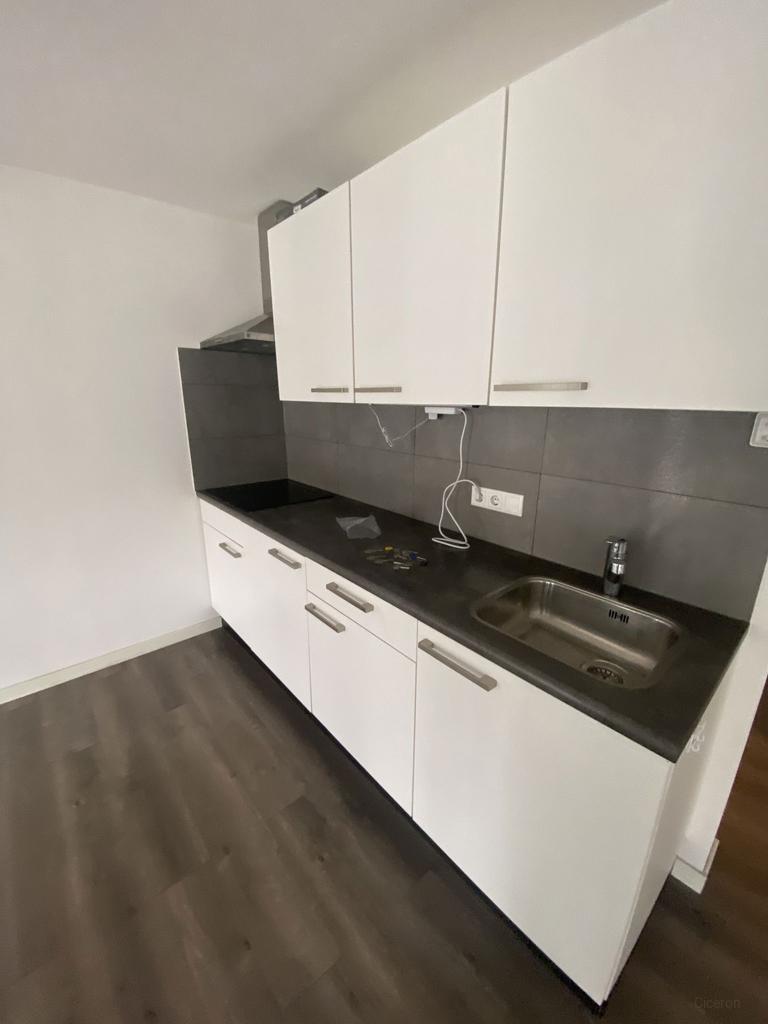 Self-contained 48 m² studio in Hengelo - Image 3