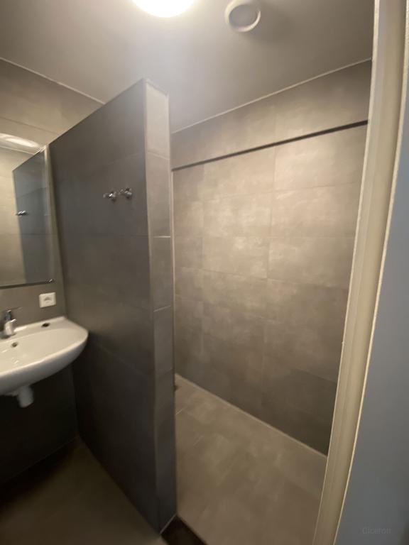 Self-contained 48 m² studio in Hengelo - Image 5