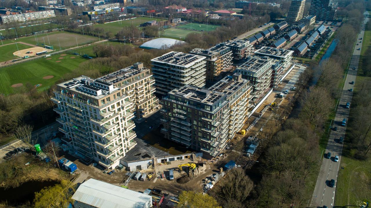 Appartement met balkon in Amstelveen - Afbeelding 2