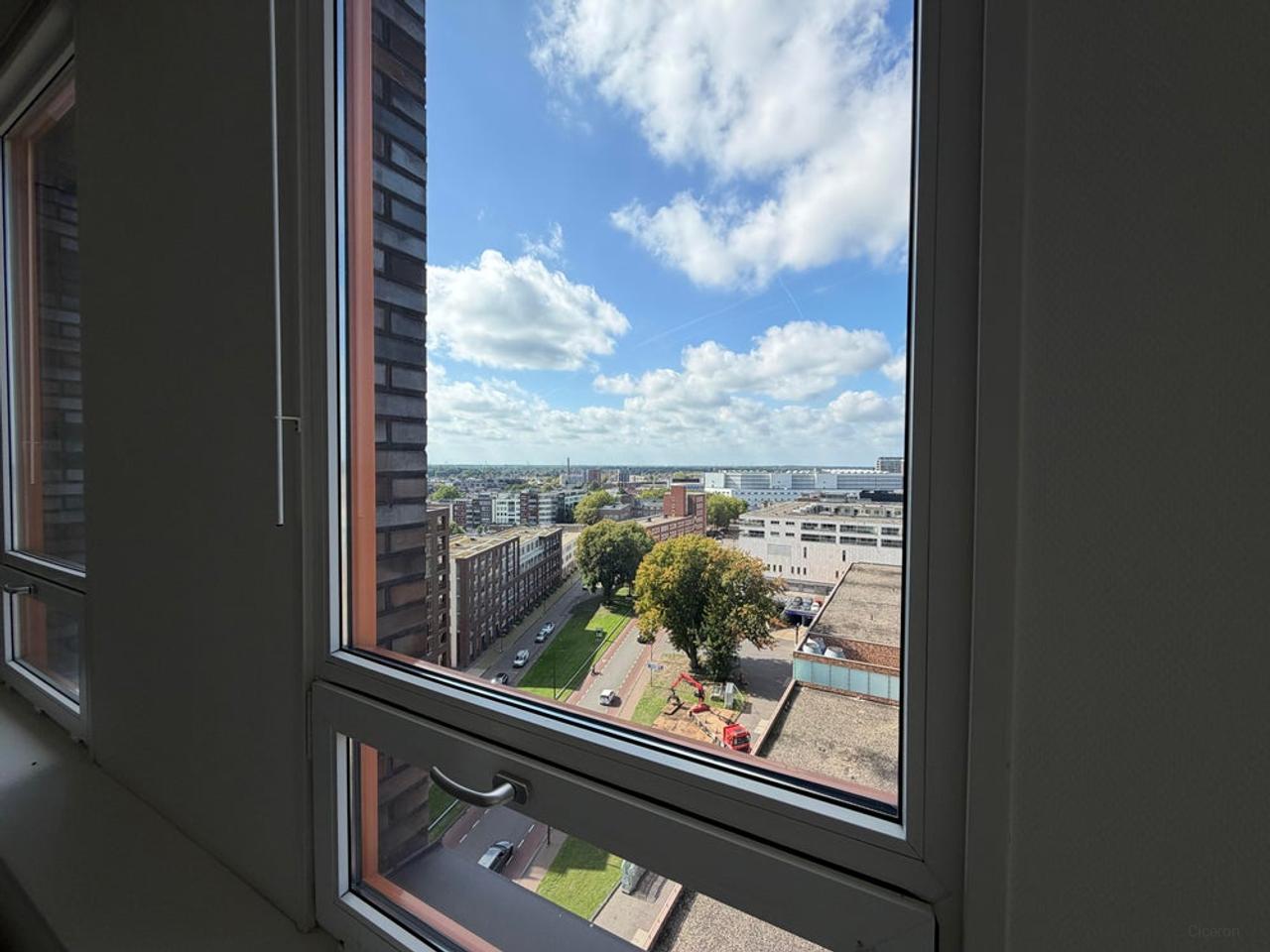 Available Now: 2-Bedroom Apartment in Enschede - Image 14