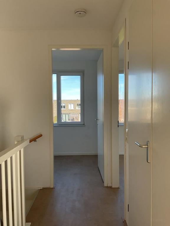 Hoekwoning met tuin en zonnepanelen - Afbeelding 5