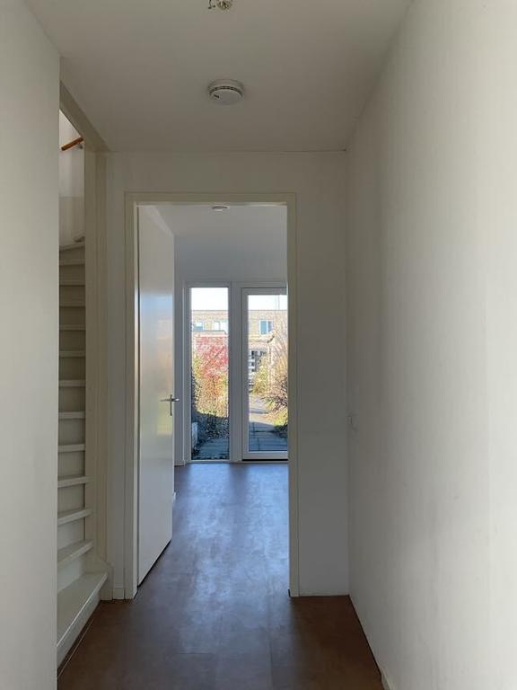 Hoekwoning met tuin en zonnepanelen - Afbeelding 13