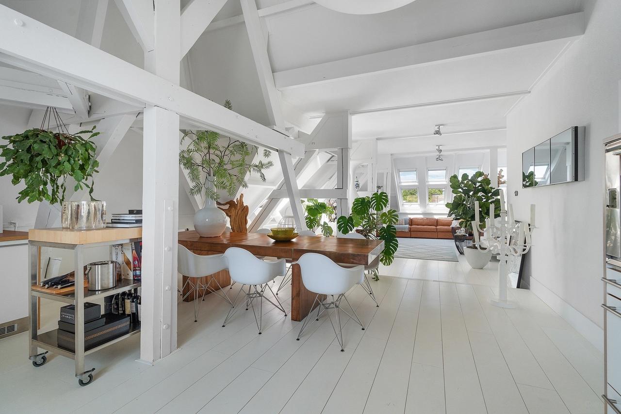 150 m² Penthouse with Rooftop Terrace - Image 18