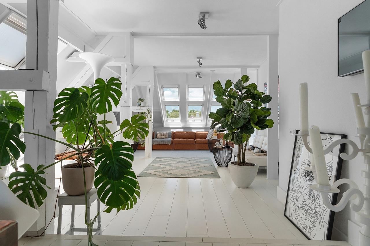 150 m² Penthouse with Rooftop Terrace - Image 19