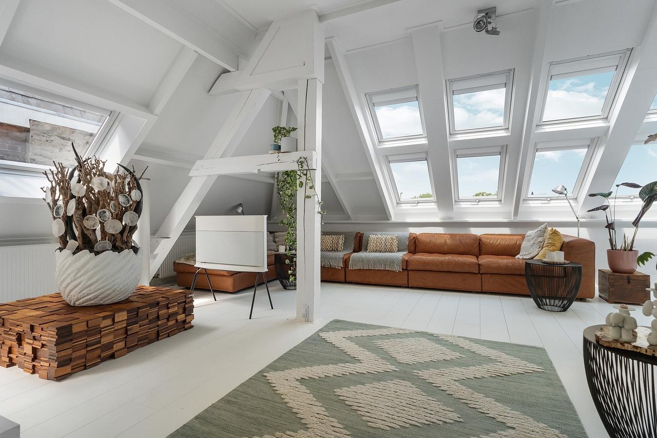 150 m² Penthouse with Rooftop Terrace - Image 21