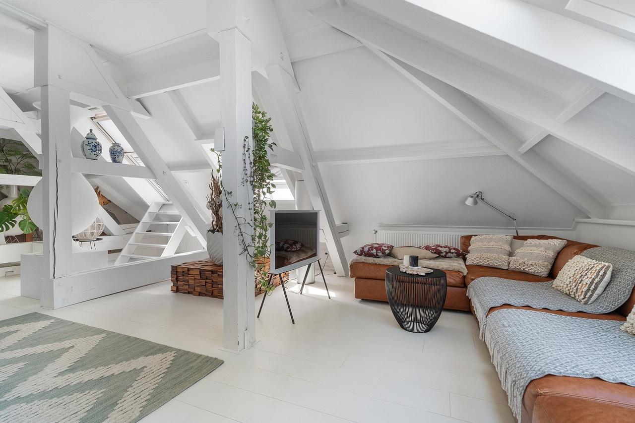 150 m² Penthouse with Rooftop Terrace - Image 23