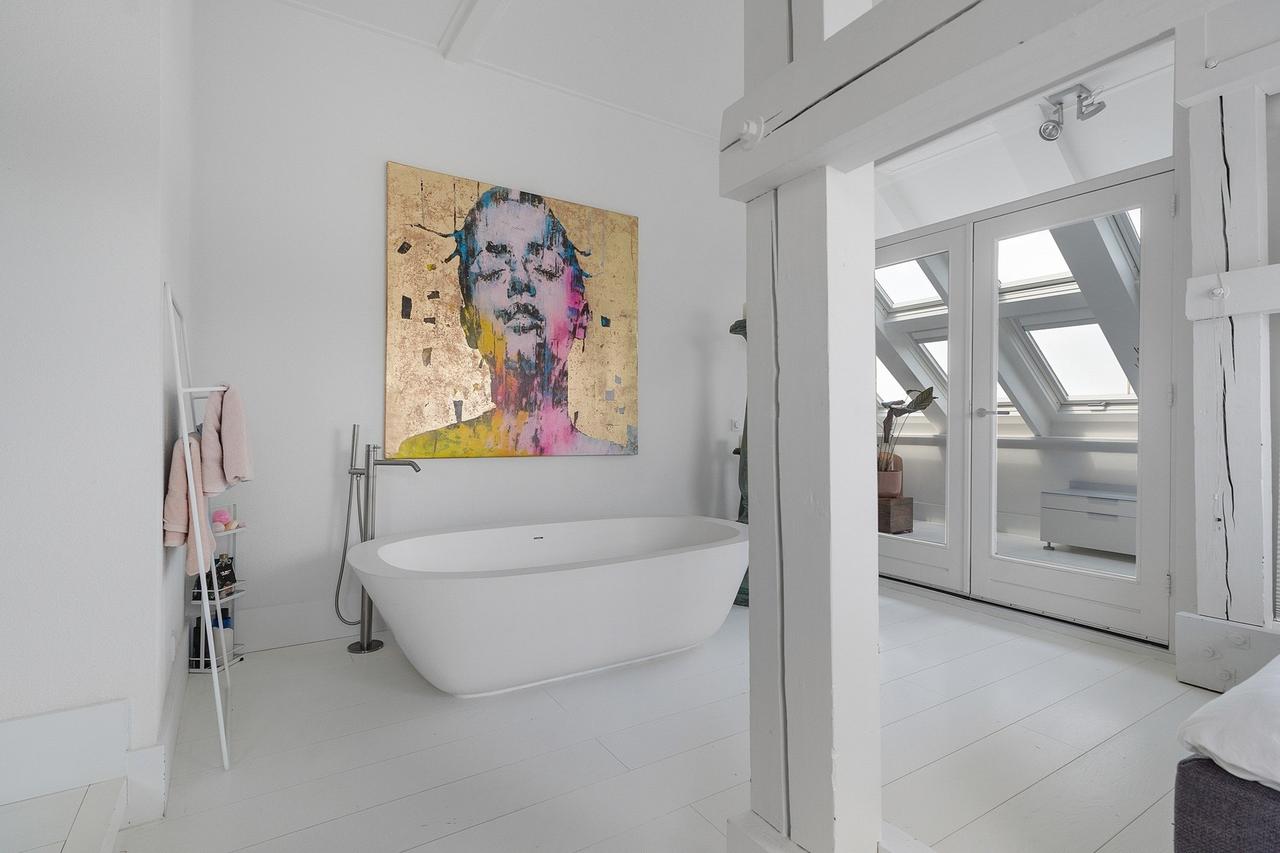 150 m² Penthouse with Rooftop Terrace - Image 33