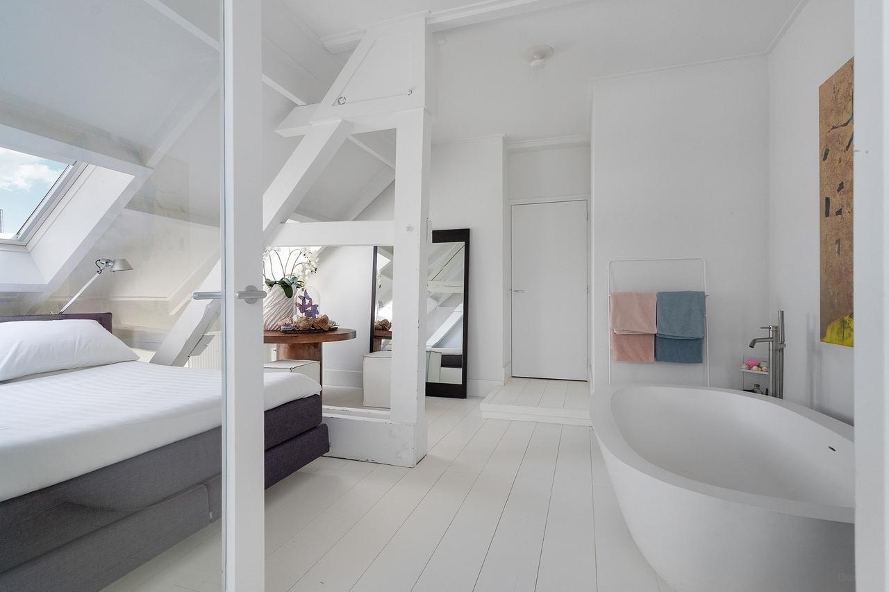 150 m² Penthouse with Rooftop Terrace - Image 34